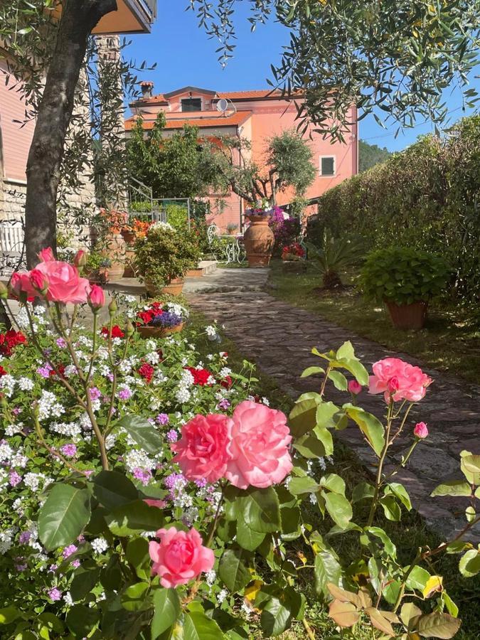 Annali Casa Vacanze - Shabby Style Nella Natura La Spezia Kültér fotó