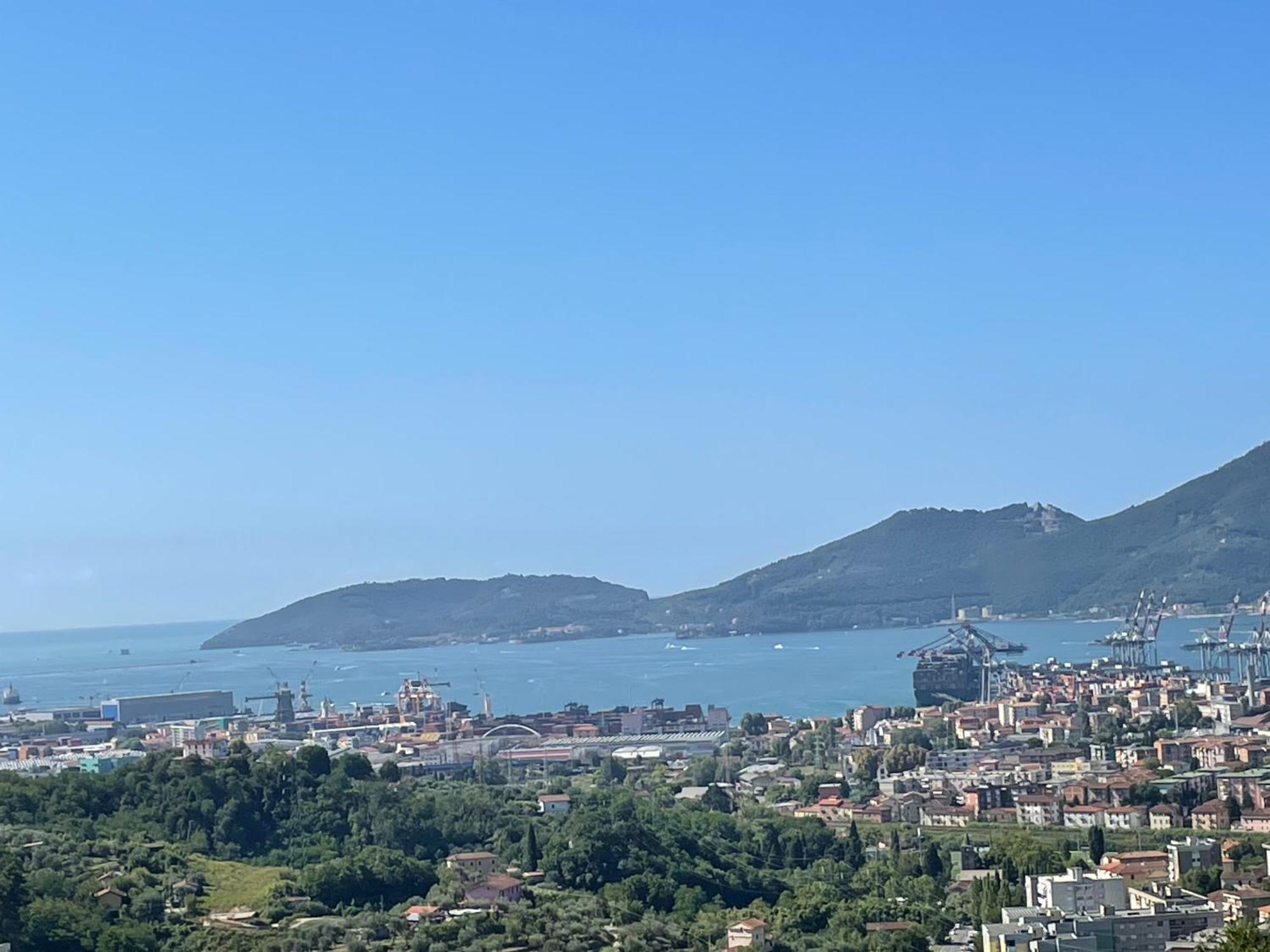 Annali Casa Vacanze - Shabby Style Nella Natura La Spezia Kültér fotó