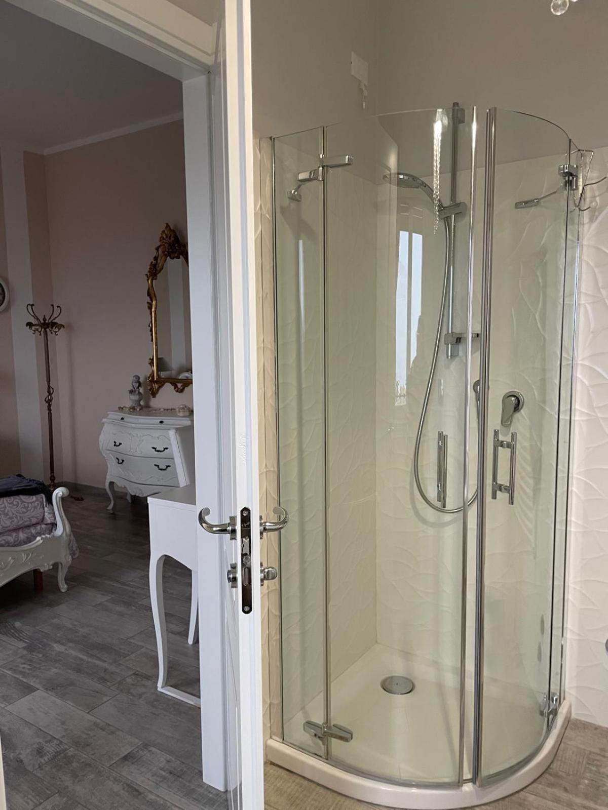 Annali Casa Vacanze - Shabby Style Nella Natura La Spezia Kültér fotó