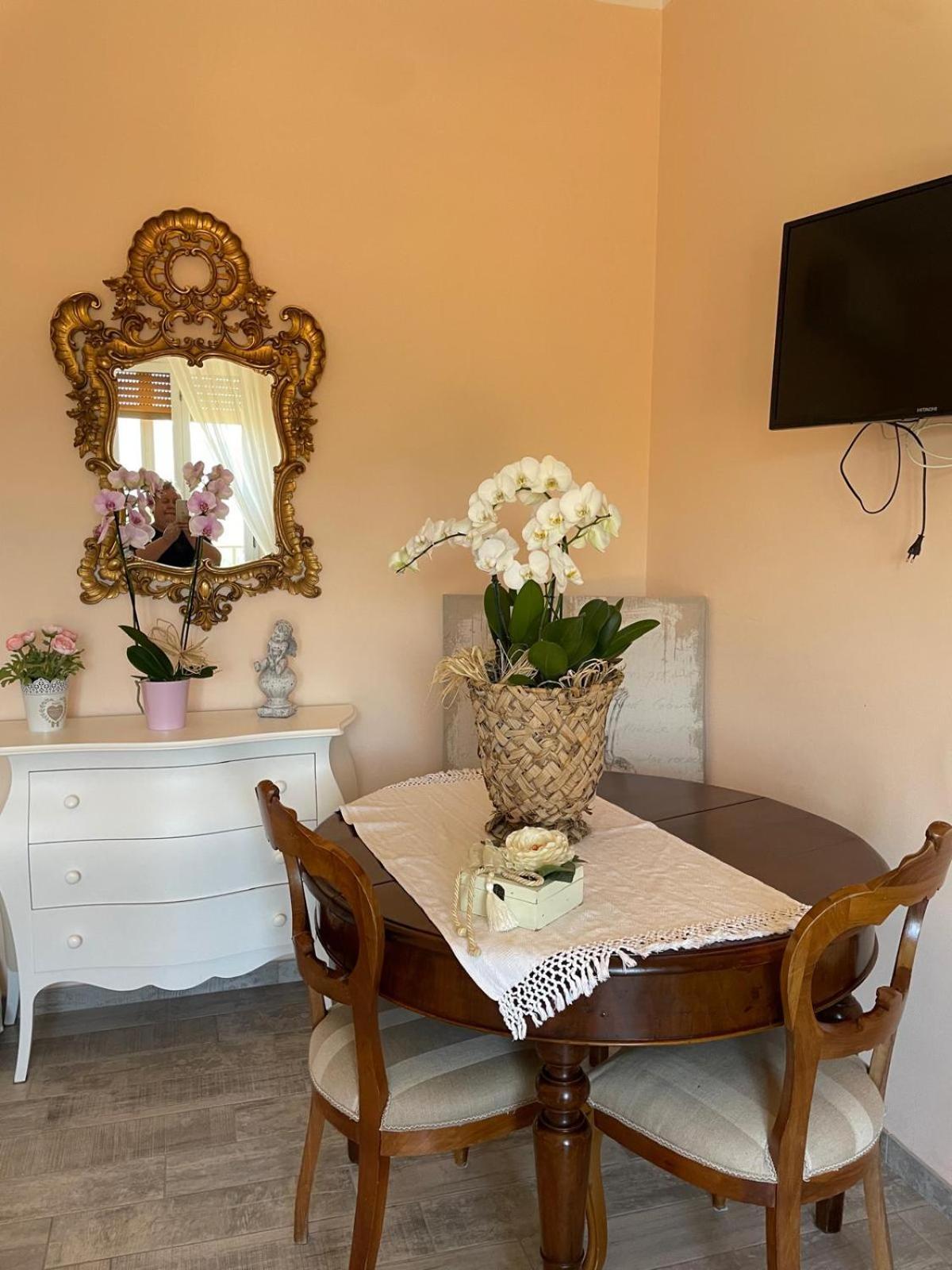 Annali Casa Vacanze - Shabby Style Nella Natura La Spezia Kültér fotó