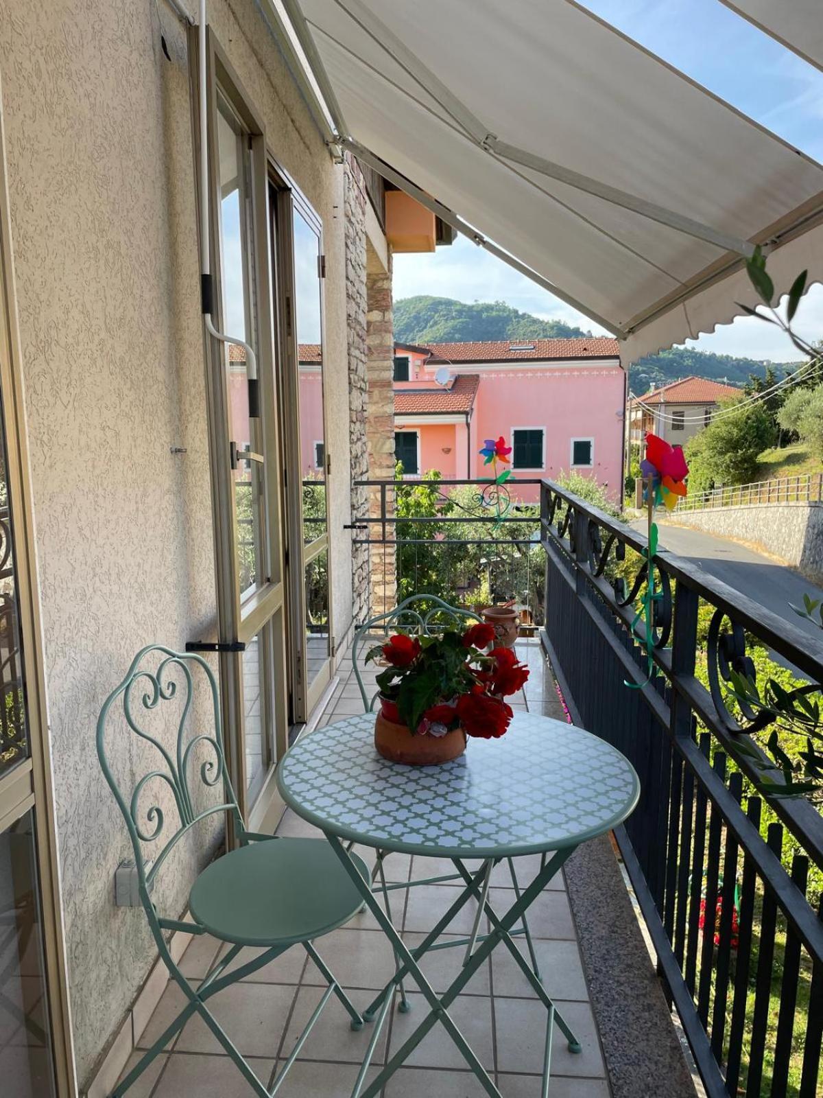 Annali Casa Vacanze - Shabby Style Nella Natura La Spezia Kültér fotó